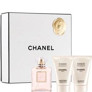 does macy's include gifts when you buy coco chanel perfume|chanel gift sets.